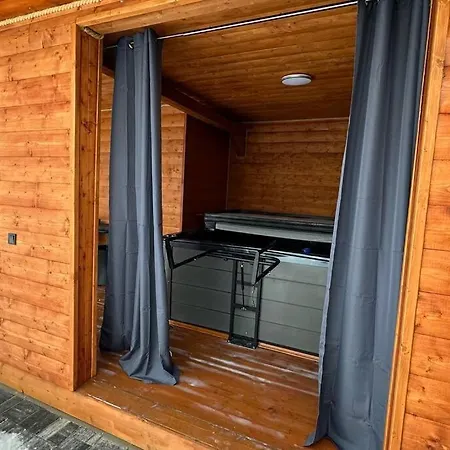 Stylish House With Jacuzzi And Sauna * Liptovská Kokava